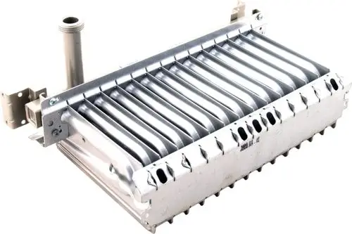 Gasbrenner mit mehreren Lanzen, gefertigt von Wolf, für die Nutzung mit Erdgas. Das Produkt zeigt eine metallische Konstruktion mit durchgehenden Rohren.